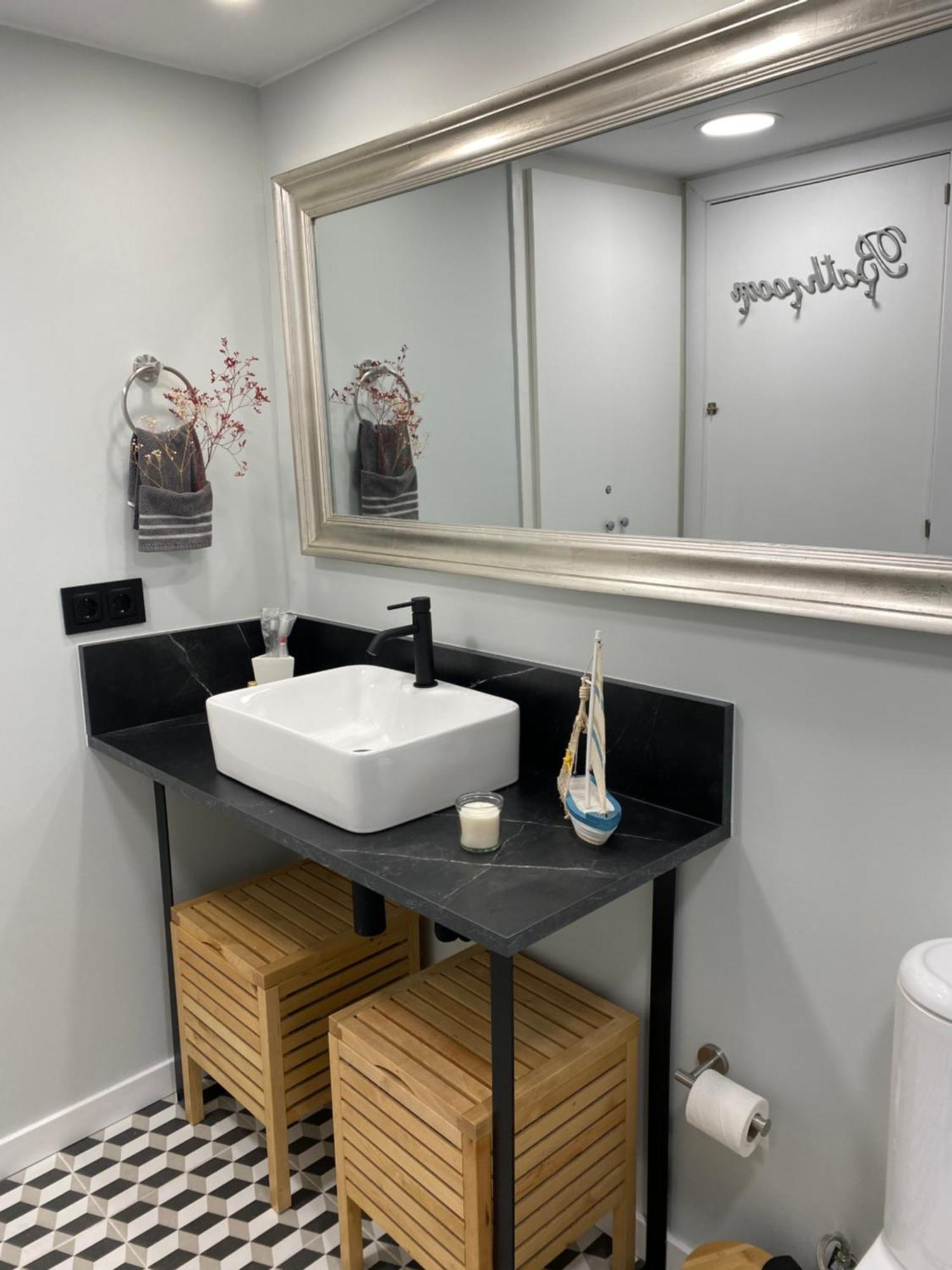 Apartament Vive La Playa Y La Noche De Sitges Aqui Zewnętrze zdjęcie